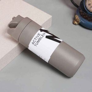 Botella de Agua de Acero Inoxidable para Adultos con Diseño Moderno - Product Image 5