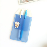 Étui à crayons en PVC anti-fuite avec motif de dessin animé mignon pour infirmière et médecin, design personnalisé, marque Yilan, pour les écoles et les bureaux, en plastique épais