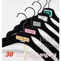 Cintres en velours personnalisés avec logo pour boutiques de vêtements pour femmes et hommes, design rotatif sans couture antidérapant à un seul niveau