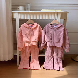Nueva llegada 2 uds. Ropa de moda para niños, trajes de otoño, chaqueta con capucha de manga larga, conjunto de pantalones acampanados para niñas - Product Image 3