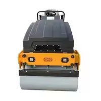 Rouleau de route de compacteur hydraulique populaire de 2000kg avec des caractéristiques vibratoires de bouton d'urgence à refroidissement par eau-composants de noyau de pompe à moteur