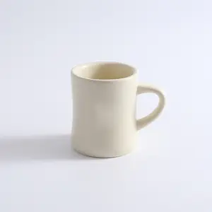 แก้วกาแฟครีมคลาสสิกสไตล์เรโทรวินเทจ,แก้วมัคแบบหนาสำหรับกาแฟเซรามิกสร้างสรรค์กำหนดได้เองขนาด12ออนซ์สีขาว