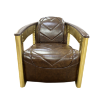 Fauteuil en cuir brun vintage fait main pour chaise, cadre en aluminium, style détente pour salon de cigares d'hôtel