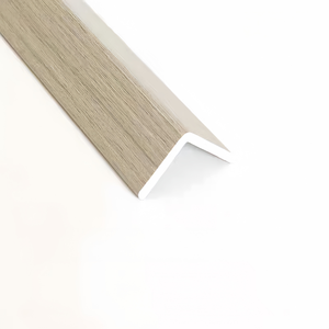 Revêtement <span class=keywords><strong>d</strong></span>'<span class=keywords><strong>angle</strong></span> et bandes <span class=keywords><strong>d</strong></span>'<span class=keywords><strong>angle</strong></span> modernes en PVC/WPC <span class=keywords><strong>pour</strong></span> panneaux muraux de villa - Étanche, écologique, installation facile - Product Image 2