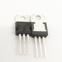 BTA16-600B composants électroniques puce IC originale BOM List Service TO-220 en STOCK BTA16-600B