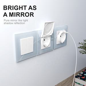 <span class=keywords><strong>Presa</strong></span> di corrente a muro bagno europeo <span class=keywords><strong>220</strong></span> <span class=keywords><strong>V</strong></span> a prova di polvere bianco oro nero vetro grigio Eu Schuko <span class=keywords><strong>presa</strong></span> a muro all'aperto - Product Image 3