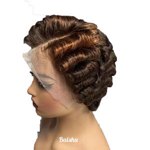 Perruque Courte Bouclée Bob 13*4 en <span class=keywords><strong>Cheveux</strong></span> Humains 100% Naturels pour Femmes, Dentelle HD Douce et Naturelle, Vente en Gros Directe Usine Brésilienne et Vietnamienne - Product Image 3