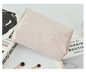Luxury Square Velvet Cosmetic Pouch Bag with Portable <b>Storage</b> for Makeup Lipstick <b>Toiletries</b> Elegant Design - Product Image 4