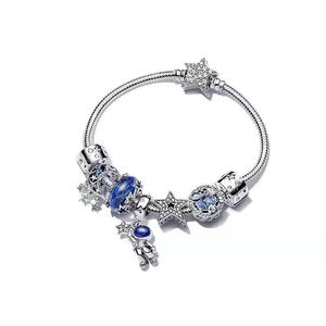 Pulsera Original de Plata 925 de Alta Calidad con Dijes de Astronauta Recogiendo Estrellas, Cuentos de Hadas y Cadena de Serpiente, Estilo Punk Infantil - Product Image 3