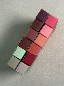 Brillo Labial Vegano de Lujo, Suave, Cremoso, Resistente al Agua, Tamaño Regular 10ml, Natural y de Larga Duración, Venta al Por Mayor - Product Image 3