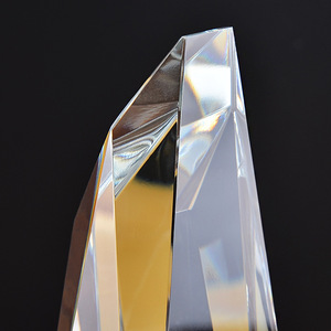 Trofeo de Cristal Facetado con Forma de Montaña, Premio Empresarial Great Honor Brilliant, para Grabado Láser 3D, Impresión UV <span class=keywords><strong>o</strong></span> Impresión a Color - Product Image 3