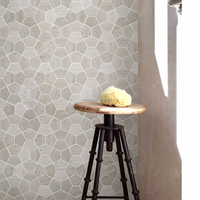 Tuiles de mosaïque en marbre blanc Volakas pentagonales Carreaux de mosaïque en pierre blanche polygonale pour la décoration des murs et des sols