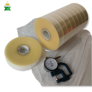 Kit de démarrage pour machine de cerclage automatique, comprend un système de cerclage, 10 rouleaux de film OPP de 3 mm pour l'emballage souple du commerce électronique, installation facile - Product Image 1