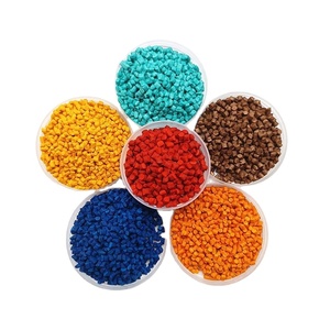 Mélange maître de couleur de granule en plastique rouge de qualité de moulage SHENYU pour les produits en plastique - Product Image 1