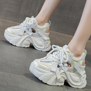 Aumento de altura interior hueco mujer verano 2024 nuevas sandalias deportivas informales de fondo grueso transpirable para mujer - Product Image 3