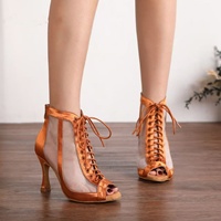 Chaussures de danse de salon évasées en maille marron pour femmes, idéales pour la pratique de la salsa latine, les spectacles et les soirées