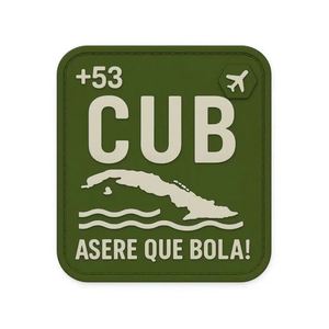 Écusson personnalisé en PVC souple 3D en caoutchouc et silicone, logo en relief pour maillots de football, patch en PVC avec dos auto-agrippant, étiquettes en caoutchouc avec support auto-agrippant - Product Image 2
