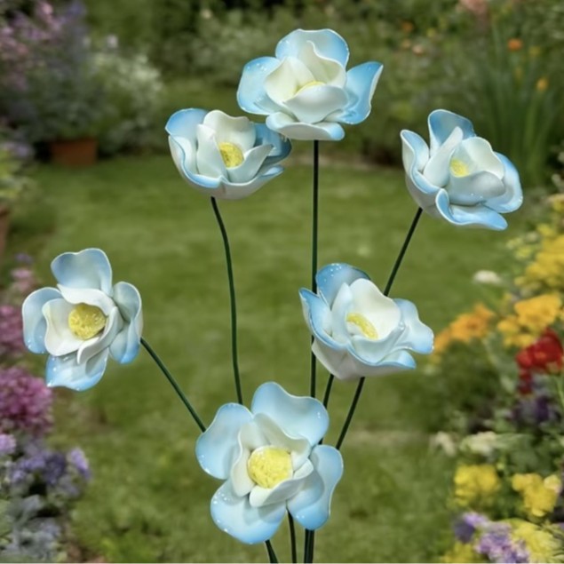 petite fleur bleue-25cm de long-5cm de diamètre