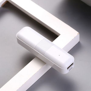 Batterie externe multifonctionnelle promotionnelle universelle 2600 mAh sans soudure, avec logo personnalisé - Product Image 3