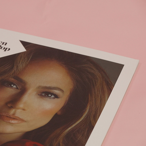 งานพิมพ์ปกแข็ง นิตยสาร โบรชัวร์ แคตตาล็อก พร้อมเคลือบฟิล์ม ปั๊มนูน/ปั๊มจม  งานเย็บเข้าเล่ม  ขายดี - Product Image 5