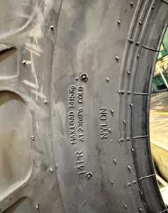 農業用タイヤ12.4-24 R1工場からの柔らかい泥だらけの土地の農業用トラクター用バイアスナイロン - Product Image 6