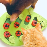 Permainan Puzzle Interaktif untuk Kucing Level 2 Intermediate, Dispenser Camilan Bentuk Daun dan Kumbang, Mainan Geser untuk Memberi Camilan
