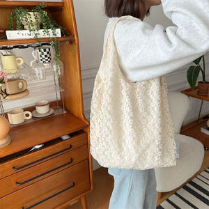 Estilo coreano INS moda <span class=keywords><strong>de</strong></span> verano Chaleco <span class=keywords><strong>de</strong></span> encaje <span class=keywords><strong>Shopper</strong></span> bolsa <span class=keywords><strong>de</strong></span> comestibles bordado Floral Daisy Fairy bolso <span class=keywords><strong>de</strong></span> hombro <span class=keywords><strong>de</strong></span> tul <span class=keywords><strong>de</strong></span> doble cara - Product Image 5