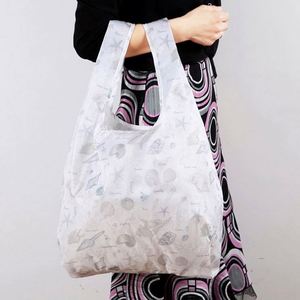 Sac de courses pliable personnalisé promotionnel en polyester 190T, sac fourre-tout pliable pour épicerie - Product Image 4