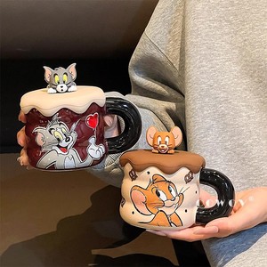 Taza de cerámica Oowov Tom y Jerry con tapa, diseño de dibujos animados, taza individual para café, té, regalo - Product Image 4
