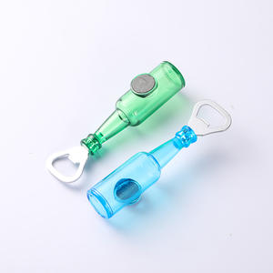 Прозрачный акриловый высококачественный пользовательский 3D имитация формы бутылки пива открывалка брелок магнитный холодильник с жидкостью - Product Image 4