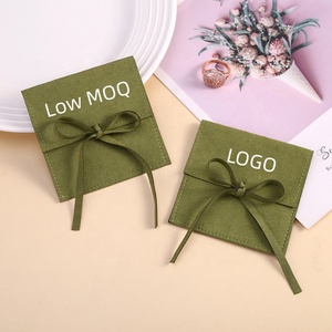 Pochette à cordon avec rabat pour bijoux, logo personnalisé, microfibre suédée, sacs d'emballage, coussin cadeau, couleur personnalisée, taille personnalisée, marque LUOYI - Product Image 3