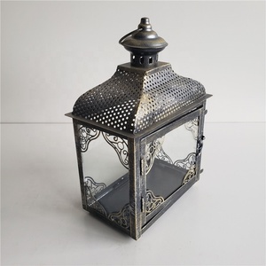 <span class=keywords><strong>Lot</strong></span> De 3 <span class=keywords><strong>Pas</strong></span> <span class=keywords><strong>Cher</strong></span> Lanterne Marocaine <span class=keywords><strong>Bougie</strong></span> Décoration De La Maison Lanterne <span class=keywords><strong>En</strong></span> Métal <span class=keywords><strong>En</strong></span> Vente - Product Image 3