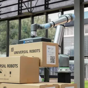 Robot collaboratif de soudage industriel, de manutention et de palettisation, charge utile lourde, Cobot UR20, production automatisée - Product Image 3