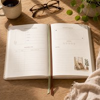 Diario di Lettura Personalizzato LABON con Copertina Rigida in Lino Beige, Modello Registro Letture, Sezione Citazioni, Valutazione a Stelle, Segnalibro a Nastro OEM ODM