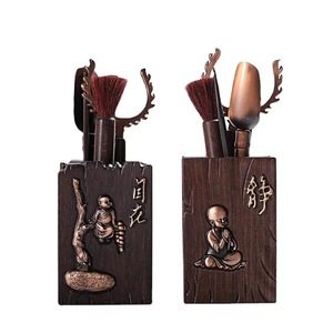 Juego de té de seis piezas de madera de ébano, accesorios cuadrados para la ceremonia del té Kung Fu con figuras talladas y herramientas de cobre. - Product Image 5