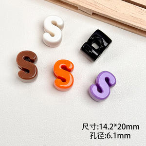 Huruf Akrilik Warna-warni Lubang Besar 3D Huruf Besar Jumbo Chunky Letter Manik-manik Besar untuk Gantungan Kunci Rantai Ponsel Pembuatan DIY - Product Image 5