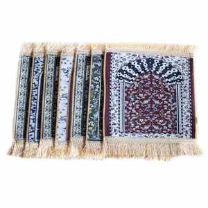Tapis musulman polyester tapis de prière sculpté design boussole tapis islamique tapis usine <span class=keywords><strong>porte</strong></span> couverture fournisseur islamique tapis de prière - Product Image 5