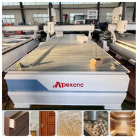 Routeur CNC économique 1325 pour le travail du bois, machine de gravure 4x8 pieds, moteur pas à pas 3 axes 3,2 kW, refroidissement par eau, haute performance, NC Studio PLC
