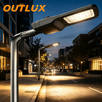 Éclairage extérieur IP66 étanche en aluminium intelligent à haut lumen moderne 50w 80w 100w 150w 200w 250w Lampe de rue LED