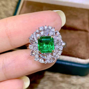 SGARIT 1.5ct Natural emerald ring/pendant 18K gold 59pc halo diamond 0.928ct luxury Jewelry factory gemstone ring wholesale - Product Image 2