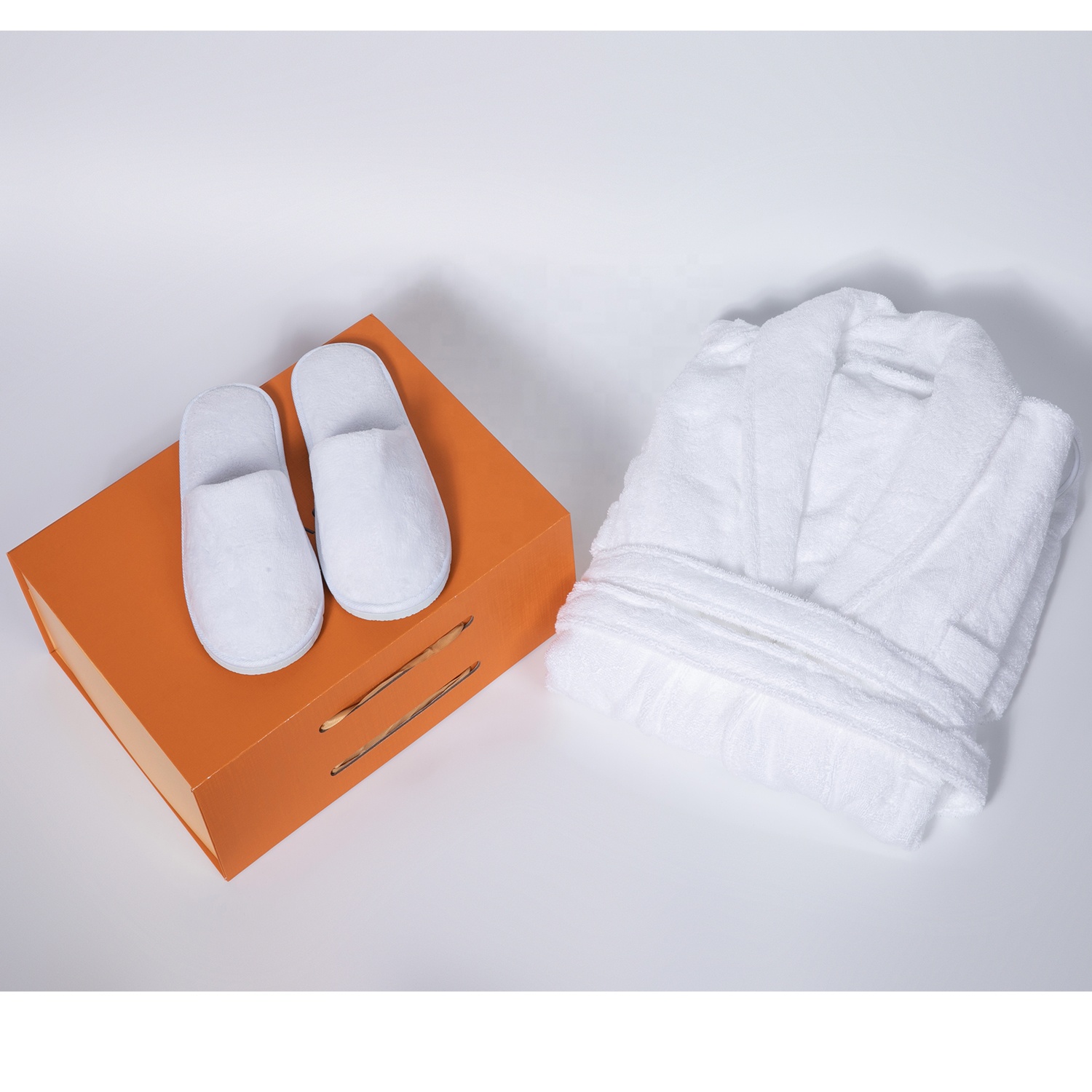 Set bianco con confezione regalo