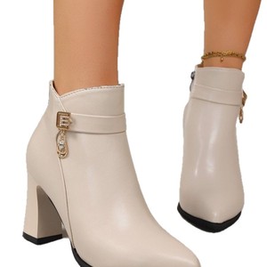 Nuevas Botas de Invierno para Mujer con Tacón Grueso y Hebilla, Botines de Punta Fina con Cremallera Lateral, Venta al por Mayor de Fábrica OEM Personalizadas - Product Image 5