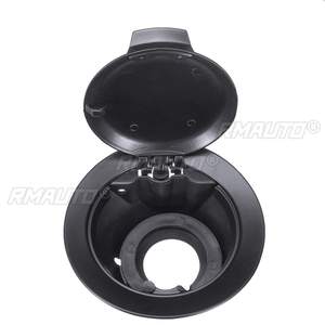ฝาปิดถังน้ำมันรถยนต์สีดำด้าน รุ่น 68250120AA สำหรับ Dodge Challenger ปี 2008 - 2012 2013 2014 2015 2016 2017 2018 2019 - Product Image 5