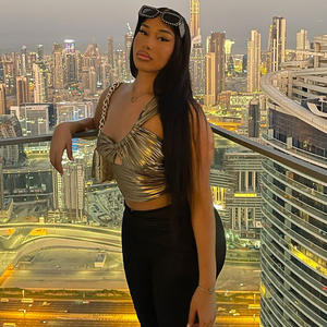 King Mcgreen Star nouveau Design femmes Sexy évider une épaule débardeur Y2k discothèque fête Camisle brillant mince gilet - Product Image 1