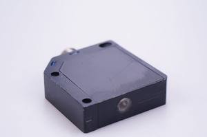 Nuevo Original Ready Fpdm 16P5101S14 Sensores fotoeléctricos reflectantes Controlador de programación PLC estándar - Product Image 2