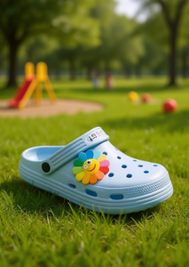 Sandali zoccoli per bambini taglia 22 con spille animate, scarpe estive per ragazze - Product Image 2