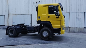 Tracteur à essieu simple HOWO 4x2 6 roues diesel de marque chinoise de premier plan, en excellent état de marche, prix compétitif - Product Image 2