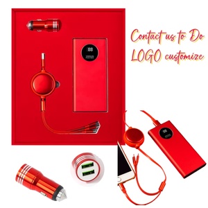 Set Regalo Promozionale Aziendale di Lusso: Power Bank Rosso Personalizzato <span class=keywords><strong>da</strong></span> 10000mAh e Caricabatterie per Auto Type-C con Cavo di Ricarica Portatile - Product Image 1