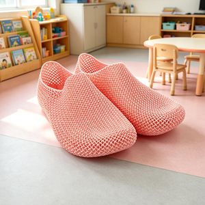 Fábrica de Calzado Purun Haisi, Calzado Casual Impreso en 3D, Adaptable a Todo Clima, para Trabajadores de Oficina que Operan en Turnos Durante Todo el Año - Product Image 2