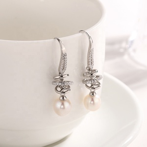 KAMMY Boucles d'oreilles vintage en argent sterling 8.5 avec zircon Offre Spéciale de 8 à 925mm Boucles d'oreilles en plaqué rhodium Boucles d'oreilles en nacre - Product Image 6
